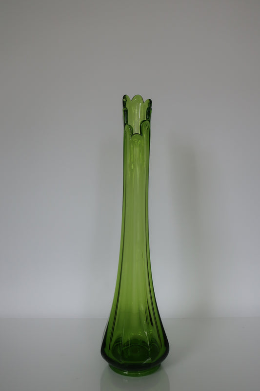 LE Smith Green Swung Vase