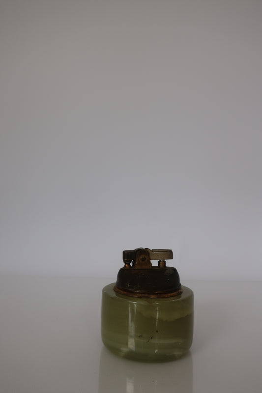 Onyx Green Table Lighter